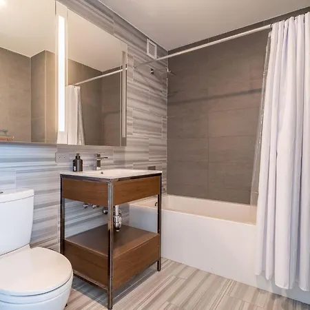 Apartment Luxx 2 Bed 1,5 Bath Midtown