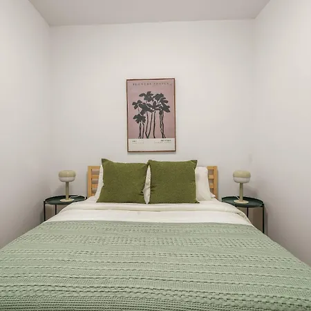 Apartment Sophisticated 3bedroom 1bath In Downtown Near Financial District *