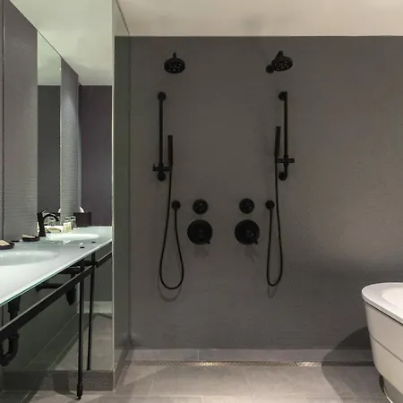 Renaissance Times Square By Marriott 4*