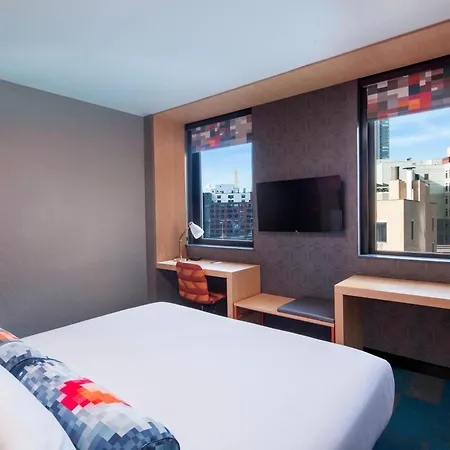 Aloft By Marriott Long Island City-Manhattan View
