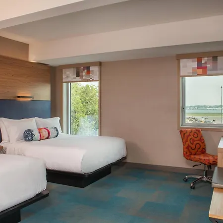 Aloft By Marriott New York Laguardia Airport Hotel