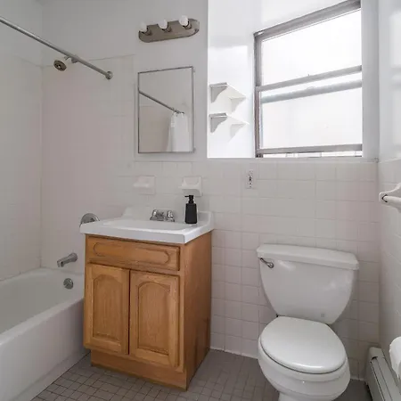 Stunning 3-bedroom In City! New York