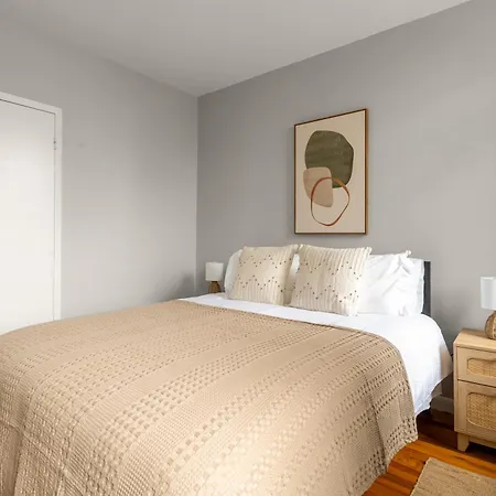 Stunning 3-bedroom In City! Apartment New York