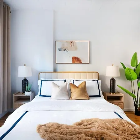 Apartment 74-1c New With Private Outdoors - Gym *
