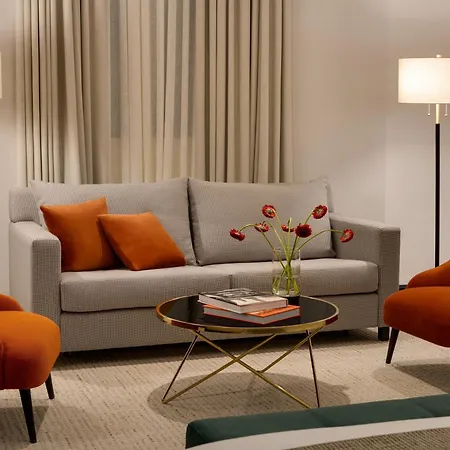 Hotel The Chemists Club 4*