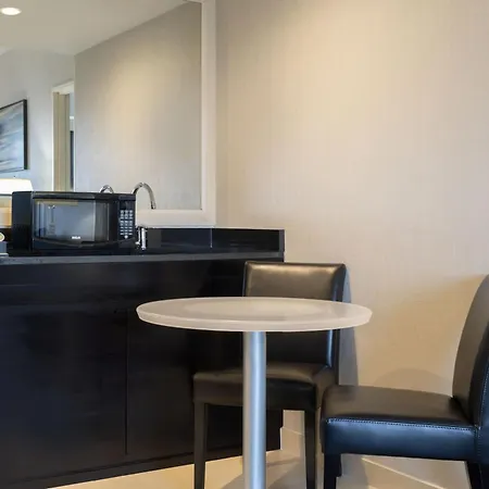 Courtyard By Marriott Jfk Airport Hotel New York