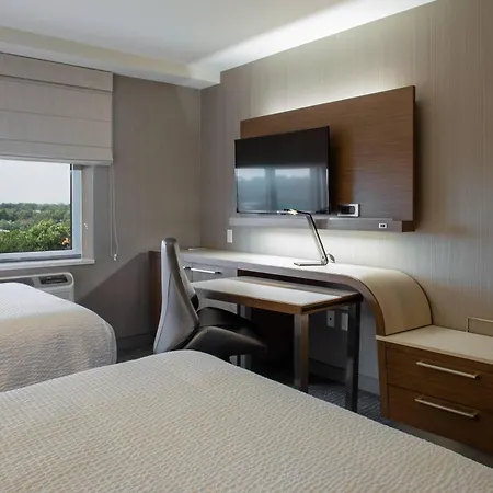 Hotel Courtyard By Marriott Queens/fresh Meadows