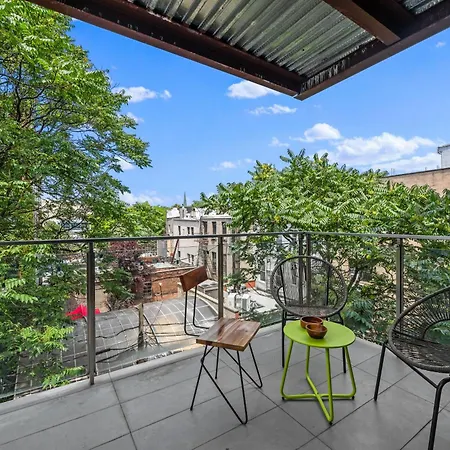 Prime Williamsburg Luxury One Bedroom With Balcony