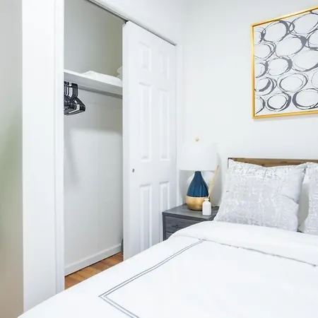 49-3b Newly Renovated 2br Wd Midtown East Apartment New York