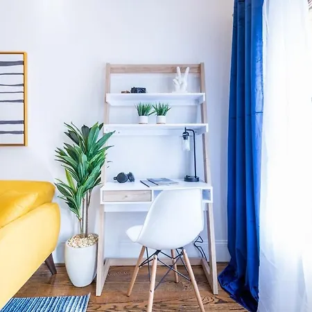 Apartment 69-5c Festive Comfort Brand New 1br Lower East Side Christmas Ready
