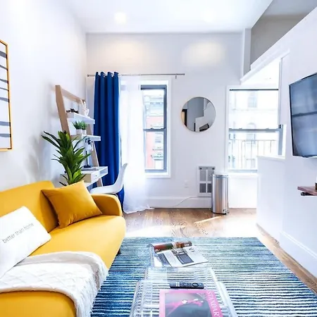 69-5c Festive Comfort Brand New 1br Lower East Side Christmas Ready Apartment New York