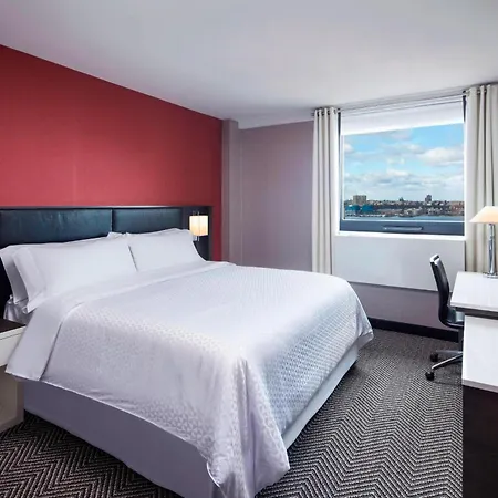 Four Points By Sheraton Manhattan Midtown West 4*