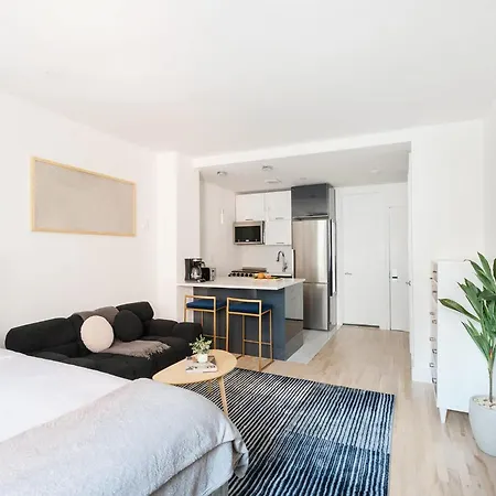 1597-14 New Renovated Rime Ues - W D Apartment