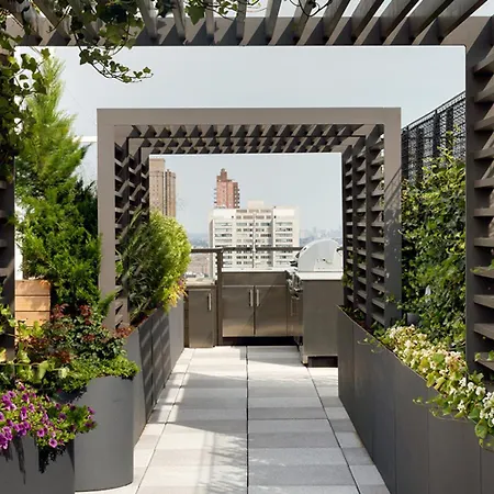 Apartment Ues W Balcony Gym Doorman Nyc-89