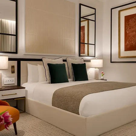 Hotel The Chemists Club 4*