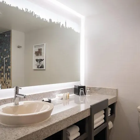 Renaissance Times Square By Marriott New York