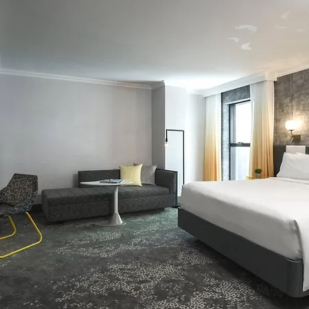 Hotel Renaissance Times Square By Marriott New York