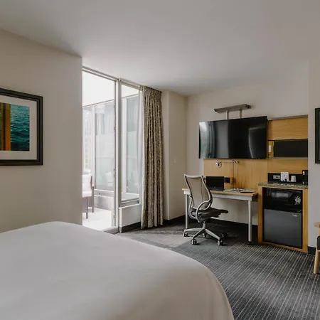 Hotel World Center New York
