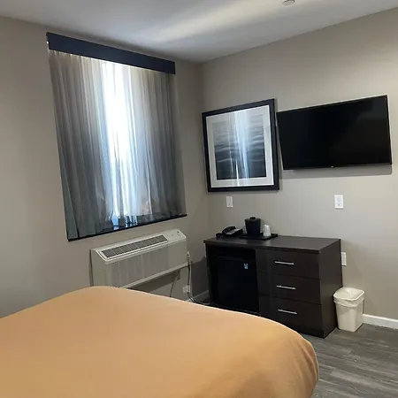 Hotel Voyage 2*