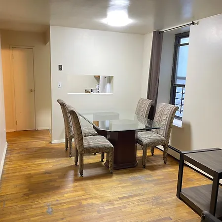 One Bedroom By Month Next To Bronx Zoo Apartment *