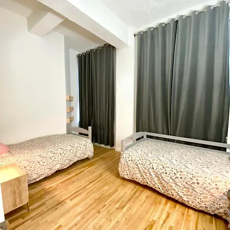 Great 2 Bed Great Location Nye Apartment New York