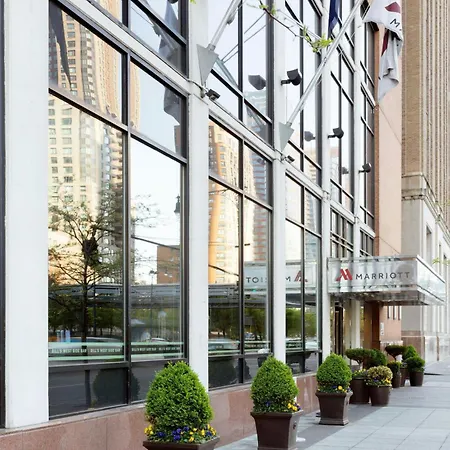 Marriott Downtown 4*
