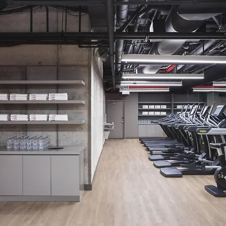 Moxy Nyc Chelsea Hotel 3*