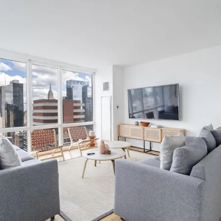 Super Stunning Views With Amazing 2 Beds 1,5 Bath Apartment
