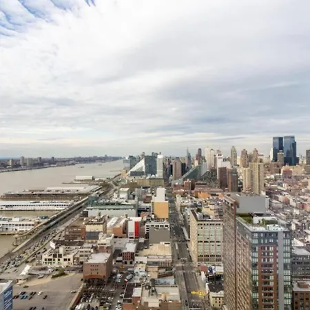 Super Stunning Views With Amazing 2 Beds 1,5 Bath Apartment New York