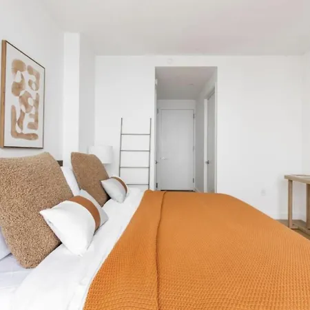 Super Stunning Views With Amazing 2 Beds 1,5 Bath Apartment