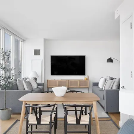 Super Stunning Views With Amazing 2 Beds 1,5 Bath Apartment *