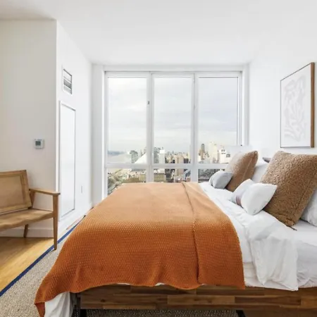 Super Stunning Views With Amazing 2 Beds 1,5 Bath New York