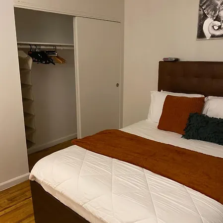 Cozy Two Bedroom For Rent New York