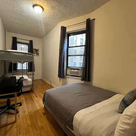 Apartment Uws *
