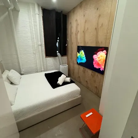 Extraordinary 3 Bedrooms Gigantic Loft *