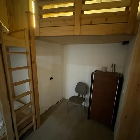 Extraordinary 3 Bedrooms Gigantic Loft