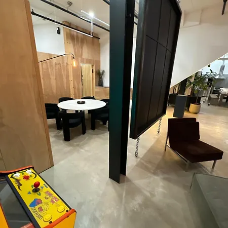 Apartment Extraordinary 3 Bedrooms Gigantic Loft