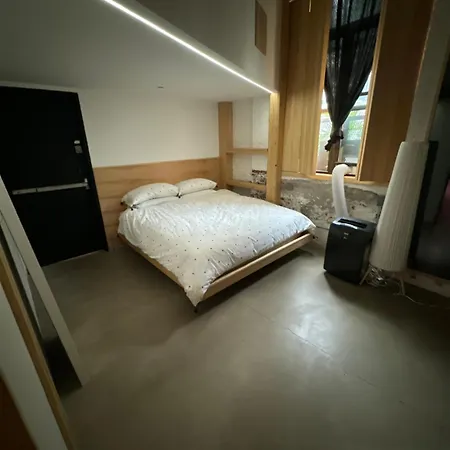 Extraordinary 3 Bedrooms Gigantic Loft *