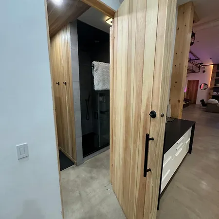 Extraordinary 3 Bedrooms Gigantic Loft Apartment New York