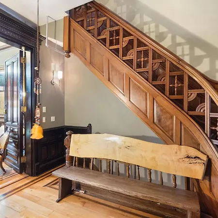 Northern Lights Mansion New York