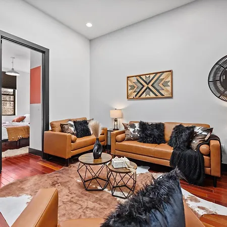 Rustic Chic 4br For Groups - Bushwick's Finest *
