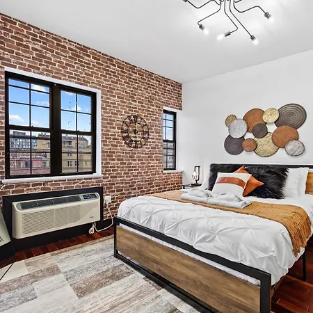 Apartment Rustic Chic 4br For Groups - Bushwick's Finest *