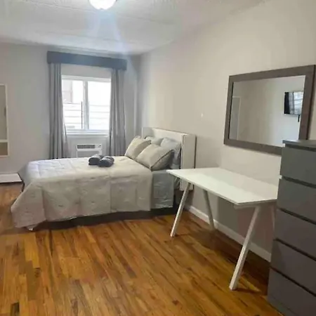 Guest house 315 Medrentals New York
