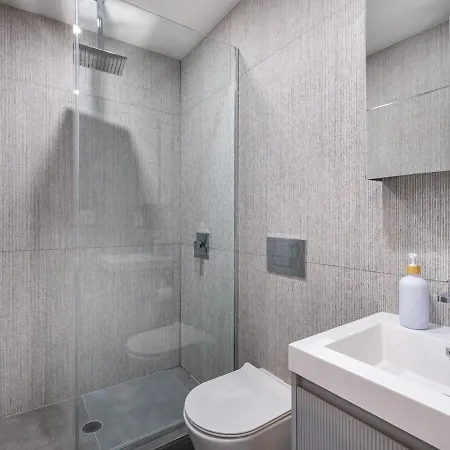Three-bedroom In Prime Williamsburg