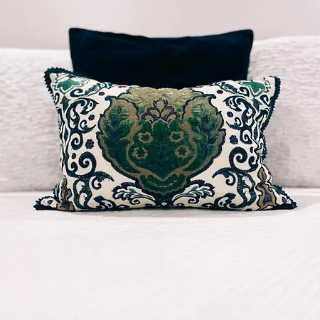 Cozy Cambria Homestay