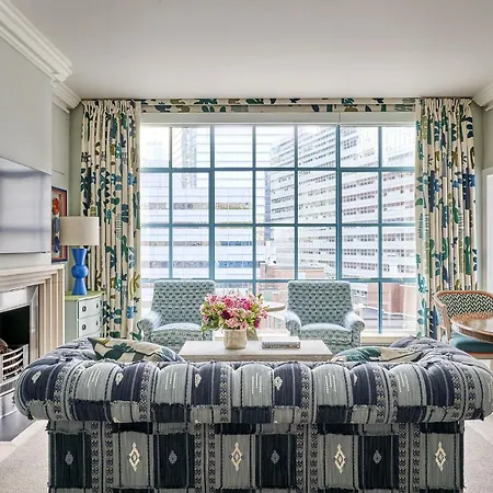 Warren Street 5*