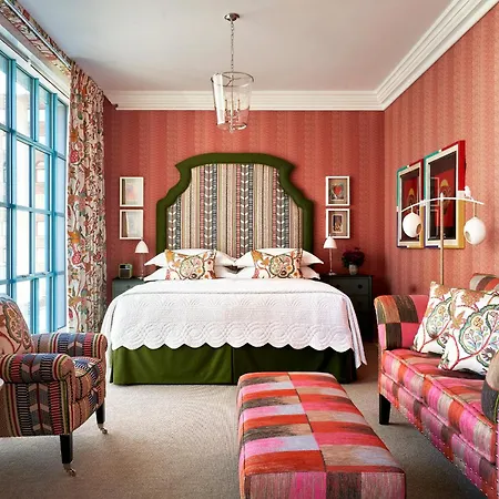Warren Street 5*
