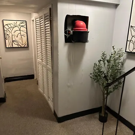 Your Away From ! Apartment New York