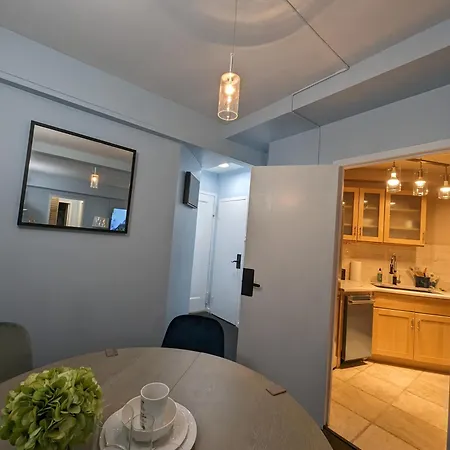 Aparthotel Fully Renovated Manhattan Gem New York