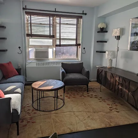 Fully Renovated Manhattan Gem New York